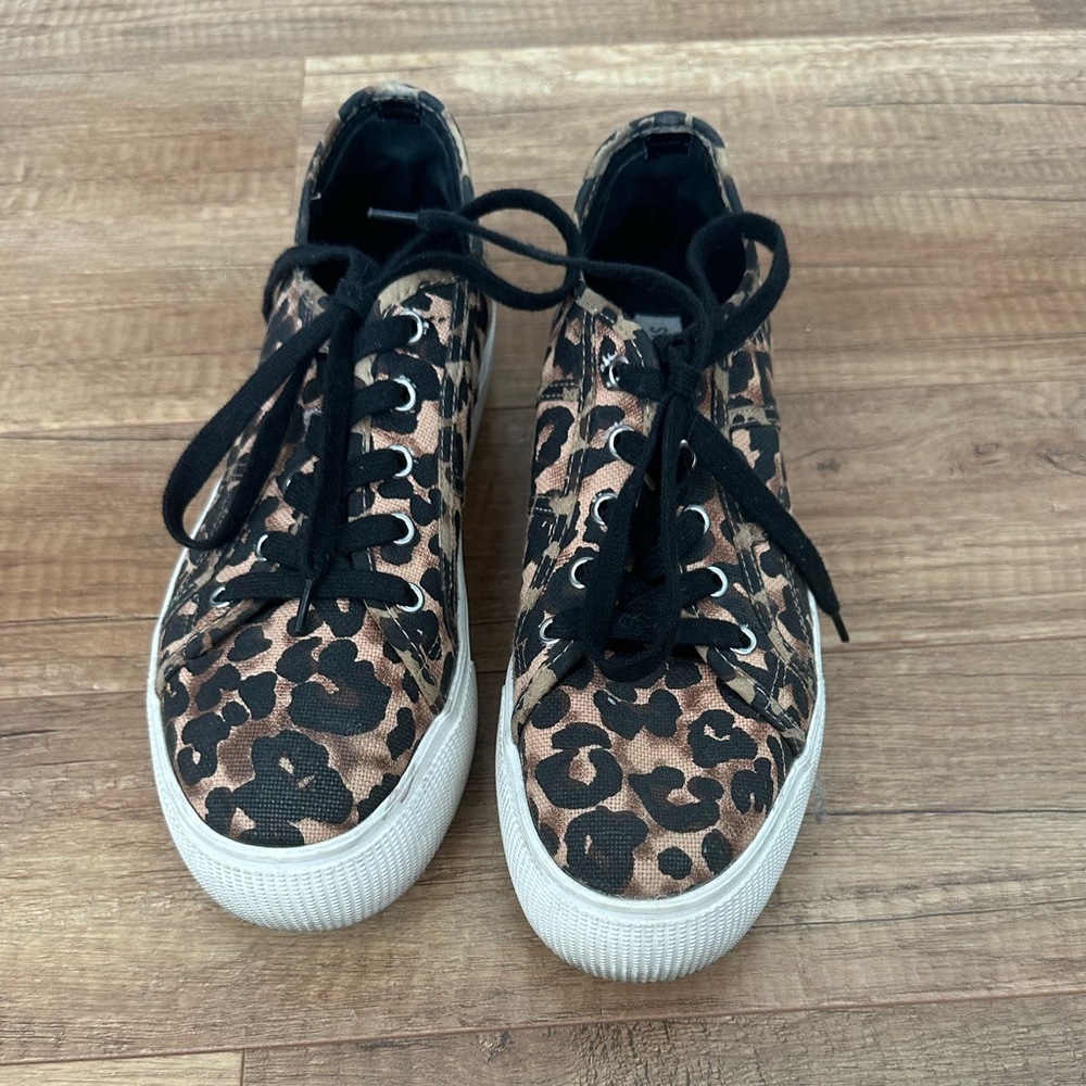 Steve Madden Emmi Leopard Print Platform Sneakers